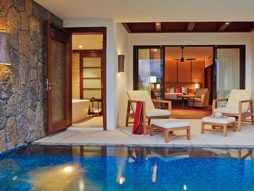 Luxury Pool Suite 