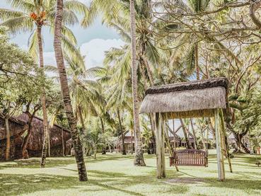 Le jardin luxuriant de La Pirogue Mauritius
