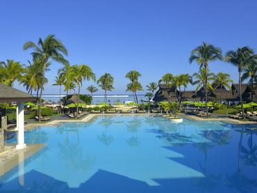 La piscine principale du Sofitel Mauritius L'Imperial